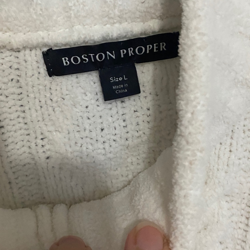 Barely worn Boston Proper sweater - Picture 2 of 4
